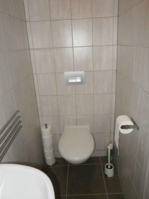 wc op badkamer